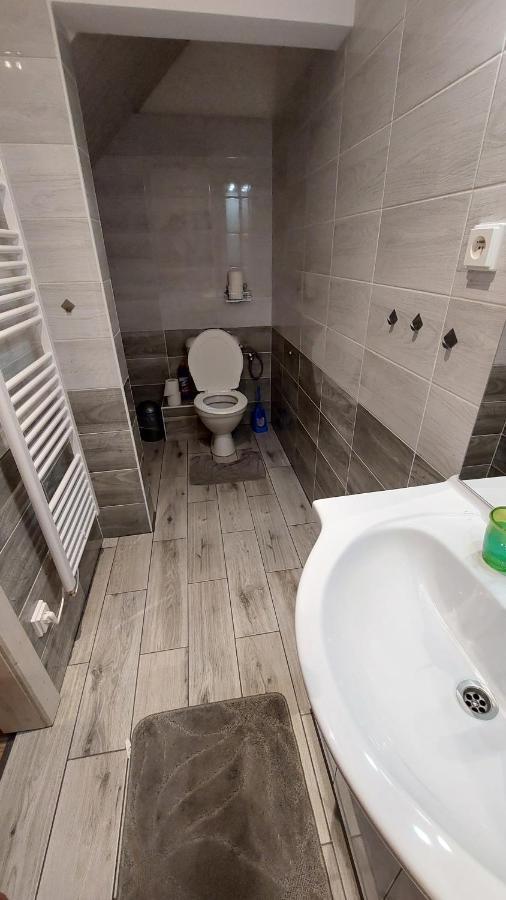 Ubytovani Pod Hradbami Nové Město nad Metují Exterior foto
